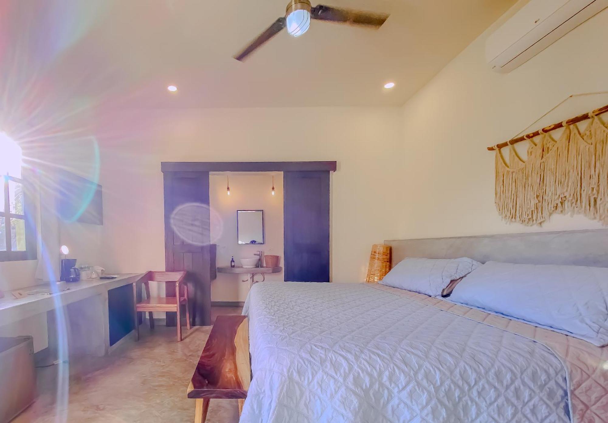 Gallo Azul Hotel, En El Corazon De Todos Santos Bagian luar foto