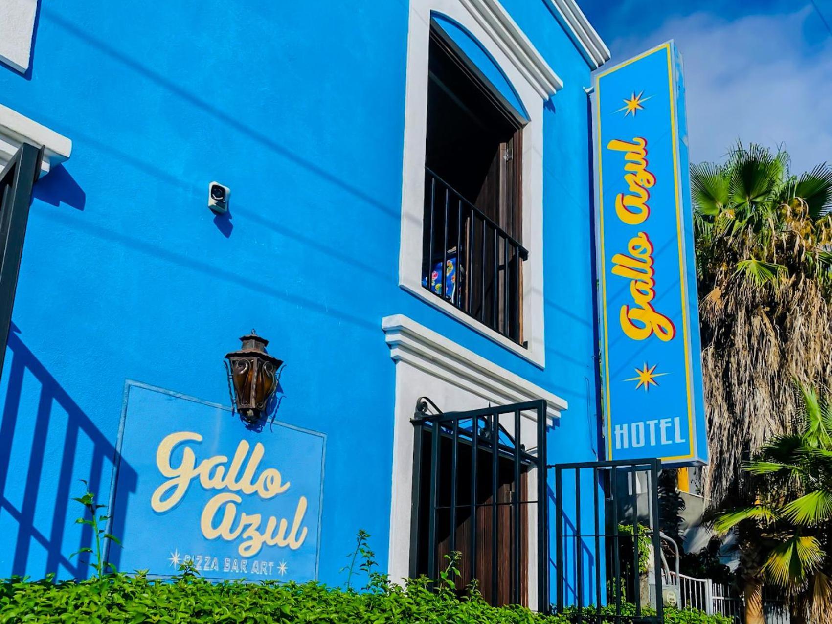 Gallo Azul Hotel, En El Corazon De Todos Santos Bagian luar foto